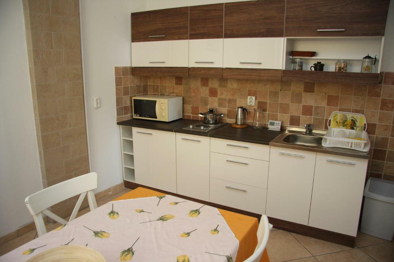 Villa Maria Apartman ミシュコルツ エクステリア 写真