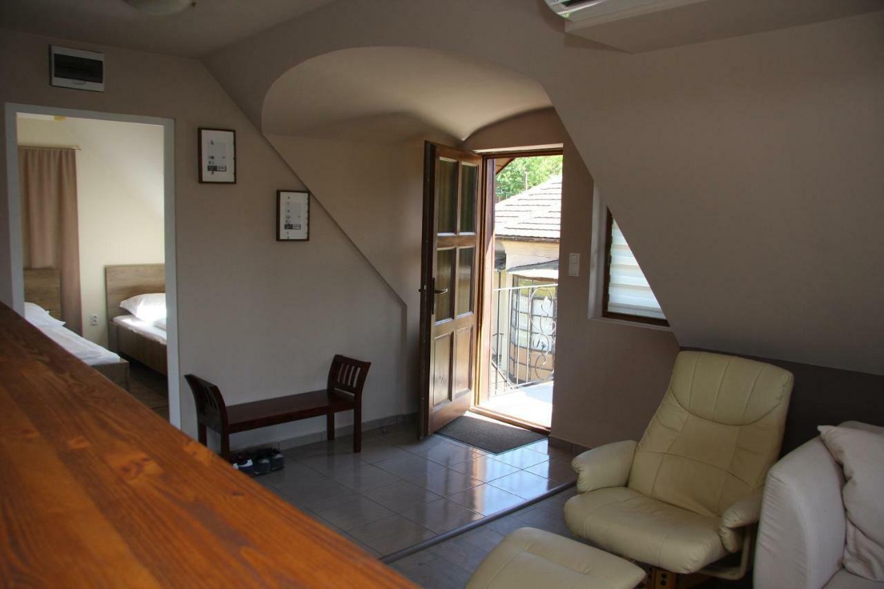 Villa Maria Apartman ミシュコルツ エクステリア 写真